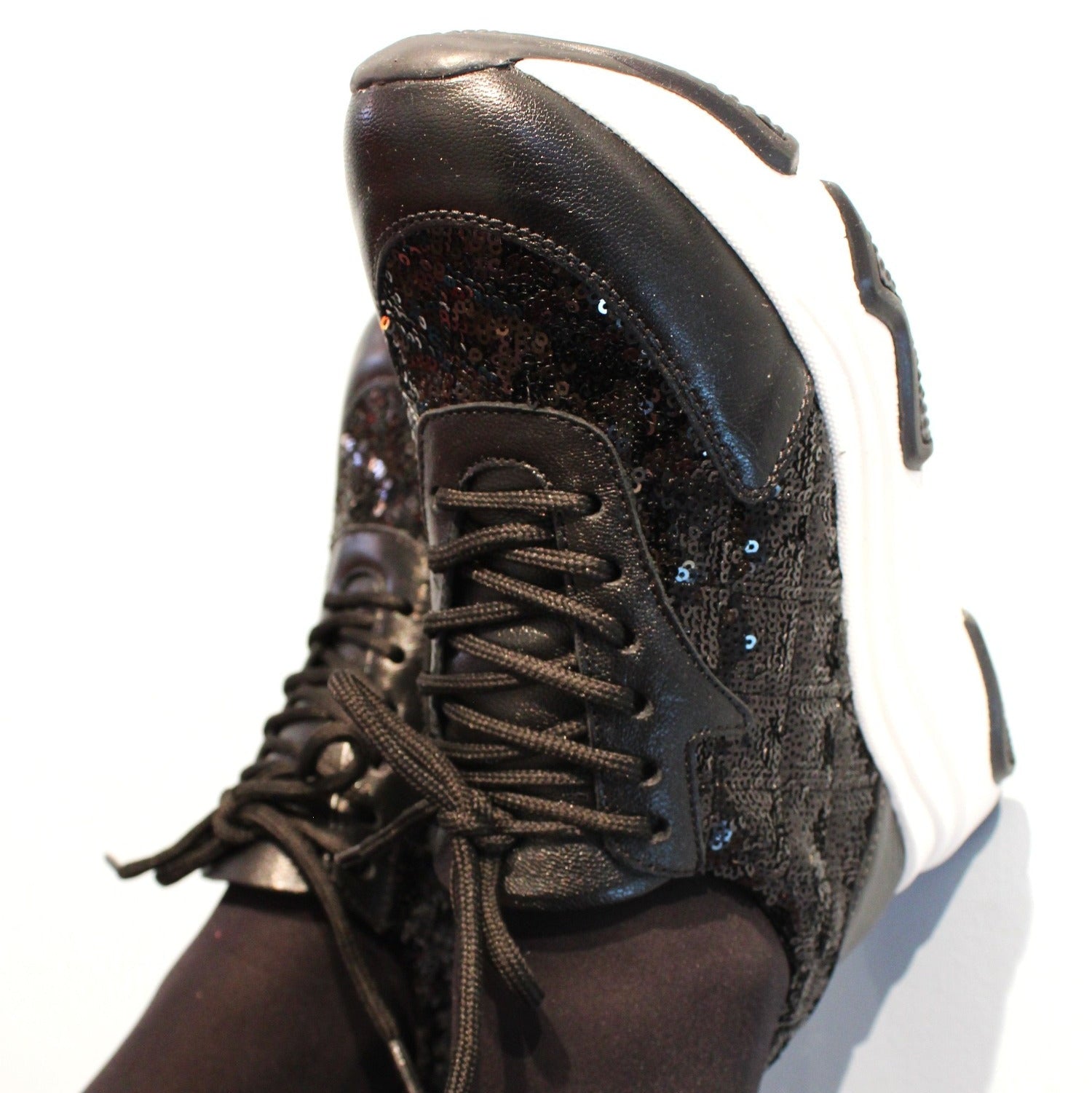 Svarta glittriga sneakers The Shoe Bakery