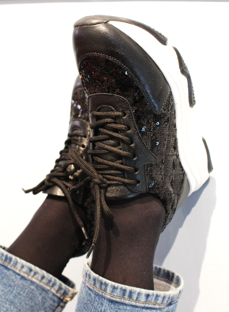 Svarta glittriga sneakers The Shoe Bakery