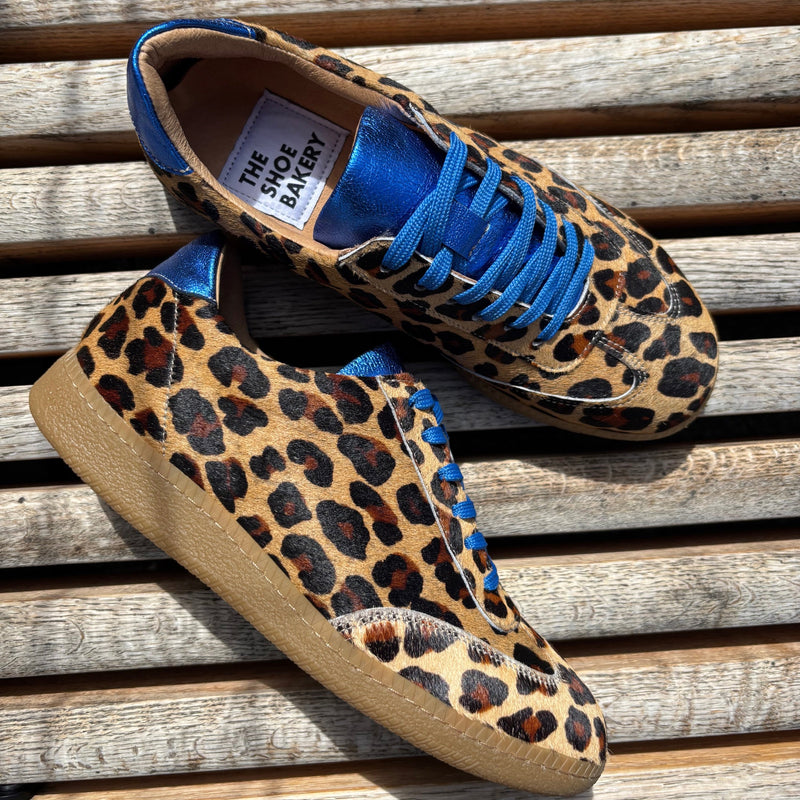 Pansy Sneaker - Cow/Blau