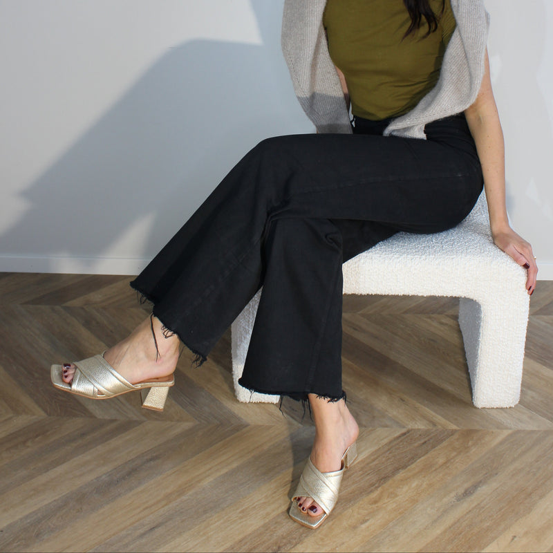 Daffodil Sandal - Gold